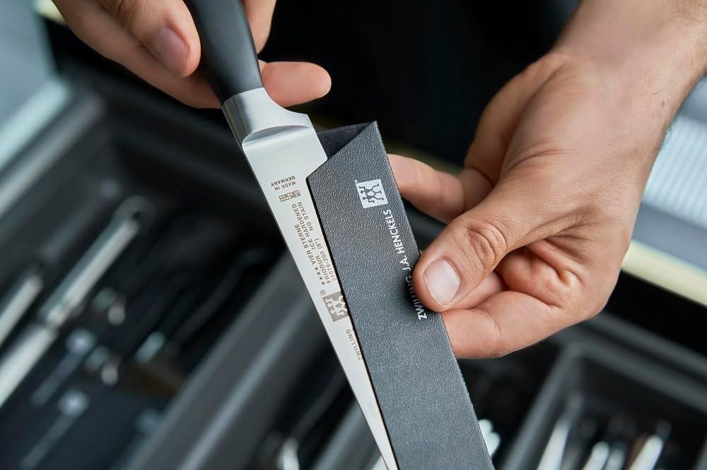 ZWILLING 20cm Kitchen sheath clean and safe for transport