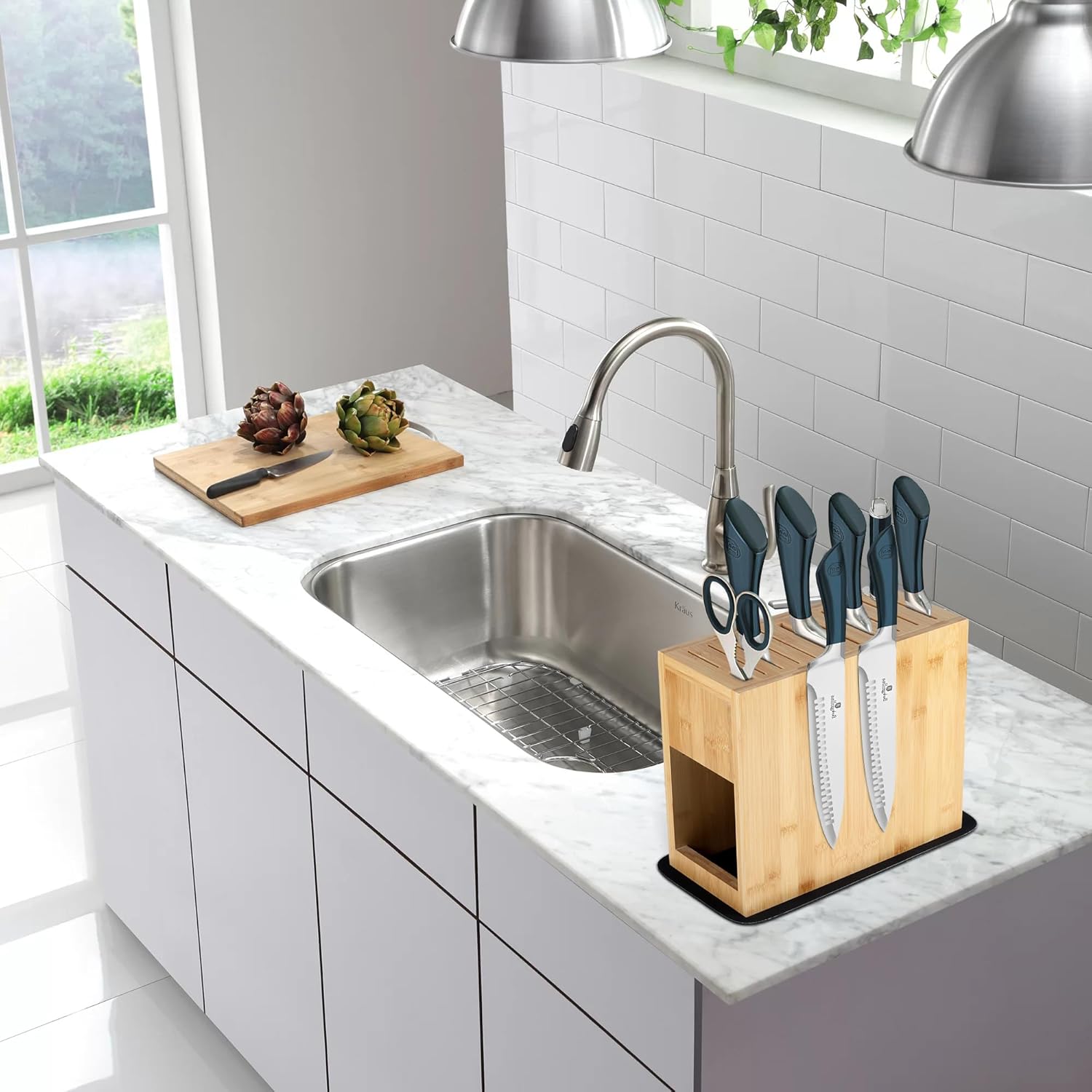 Sturdy Magnetic Knife Block for Cooking and Storage