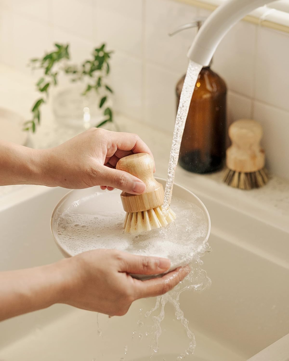 Eco-Friendly Bamboo Dish Brush Set