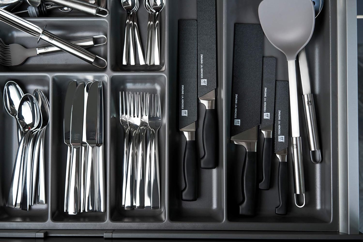 Premium Eczel Dwashable Knives Guard by Zwilling